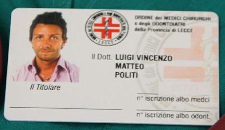 Legitimația pe care Matteo Politi a falsificat-o în Italia 