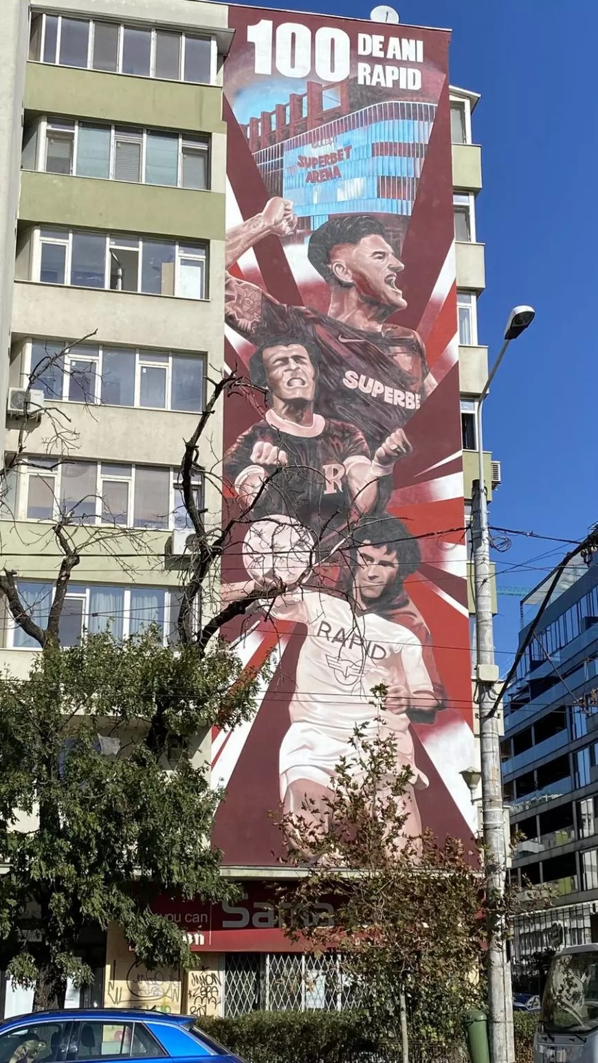 Muralul de pe un bloc din București